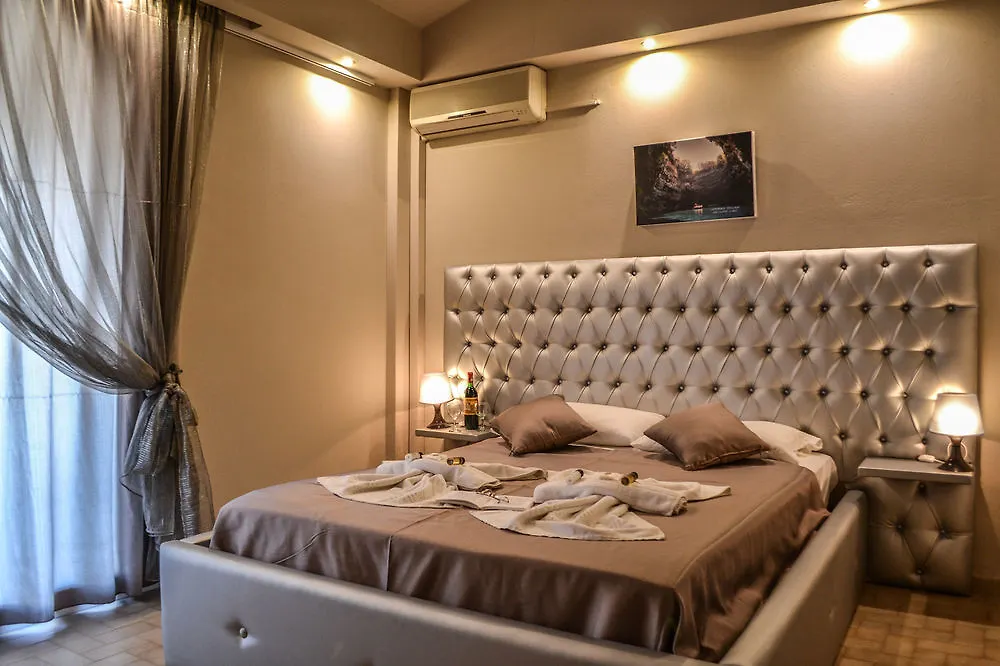 Aparthotel The 