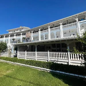 https://diaporos.hotelschalkidiki.net